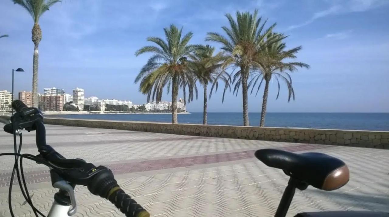 Luminoso Estudio En La Playa De El Campello Luaran gambar